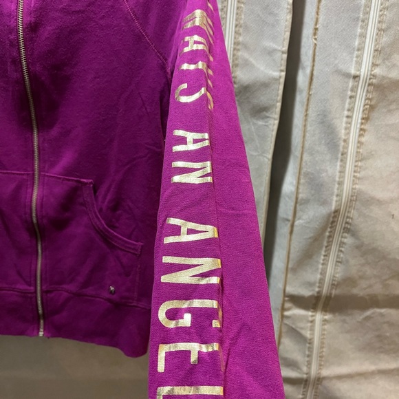 Victoria’s Secret sweatshirt with sequins on the back - Picture 6 of 16